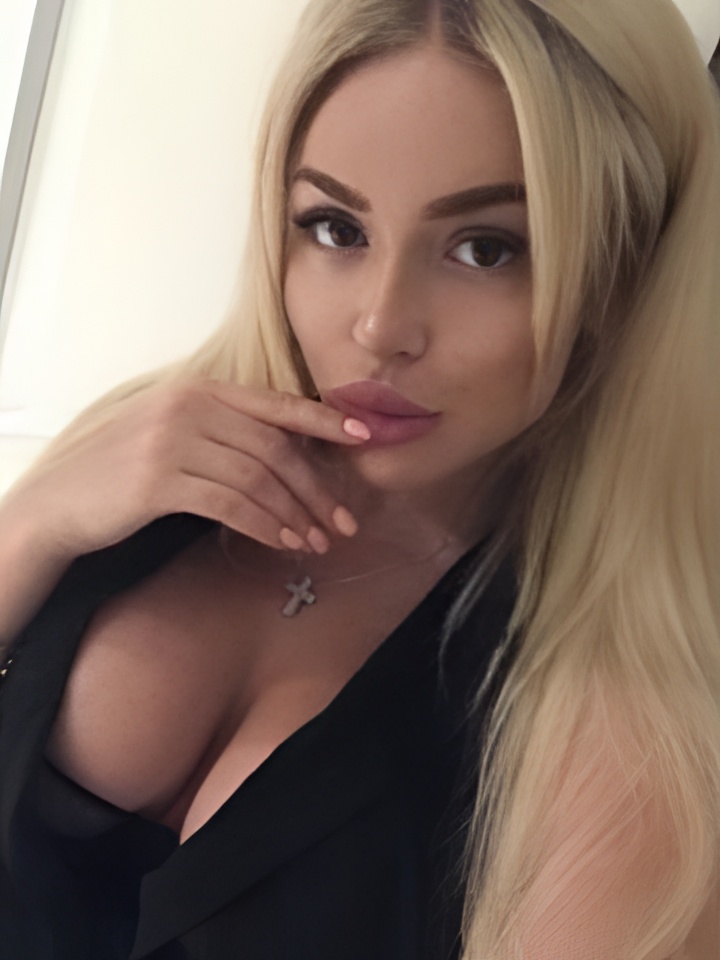 Галина привлекательная девушка из Первомайское цена от 4000 руб