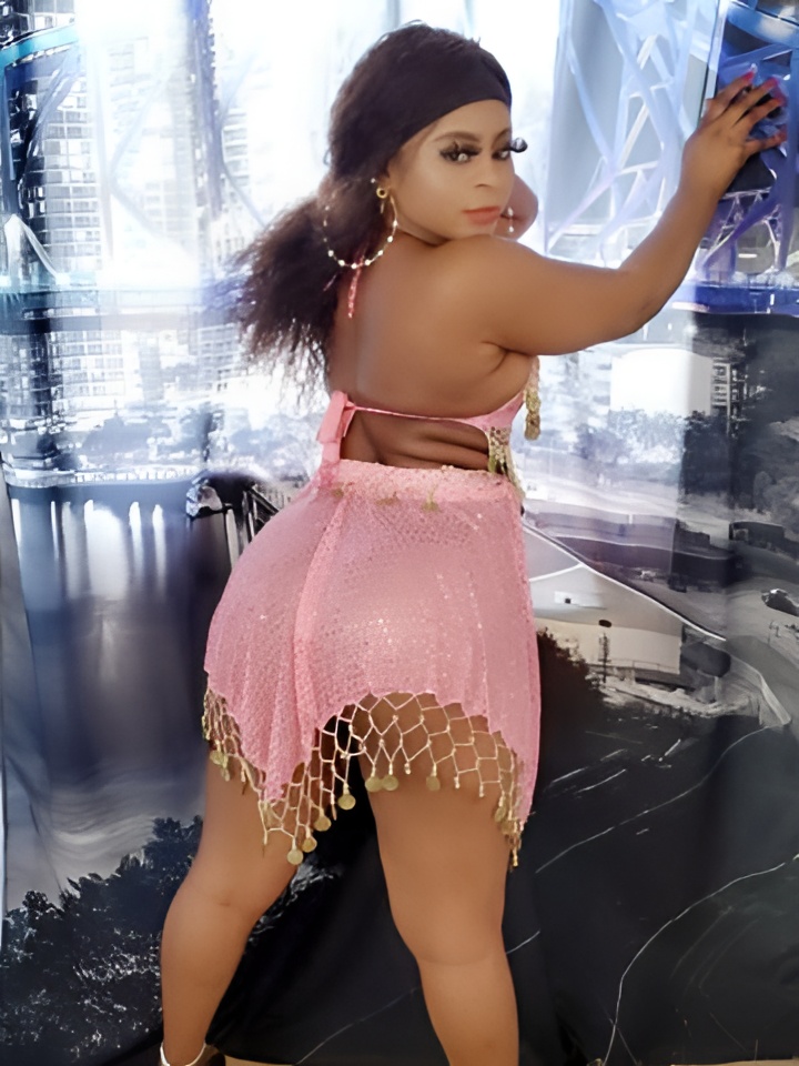 Индивидуалка Надюша, доступна для личного знакомства от 10000 руб