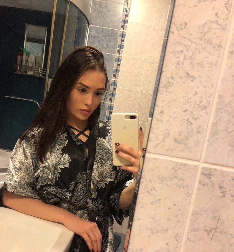 Лиза привлекательная девушка из Первомайское цена от 3500 руб