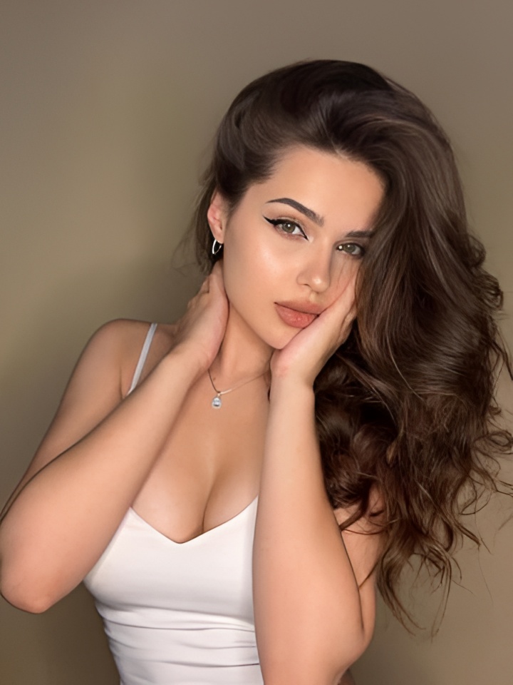 Индивидуалка Софа, доступна для личного знакомства от 5000 руб