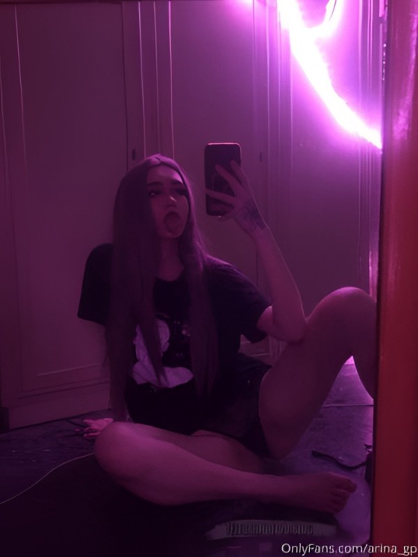 Зина из Первомайское