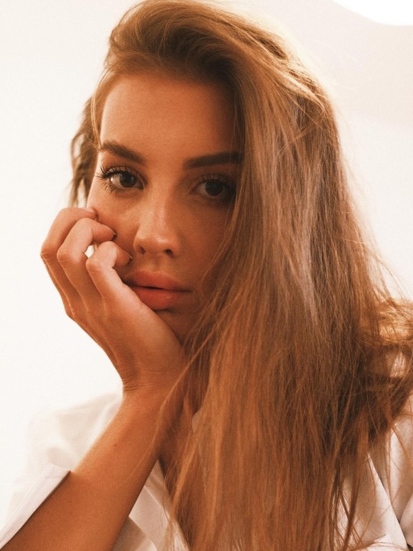 Ангелина из Первомайское